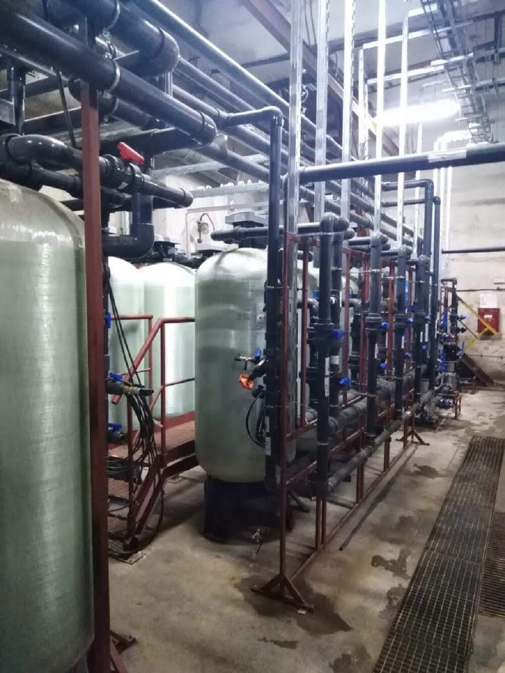 Фильтры для осветления воды очищаемой очистными сооружениями предприятия